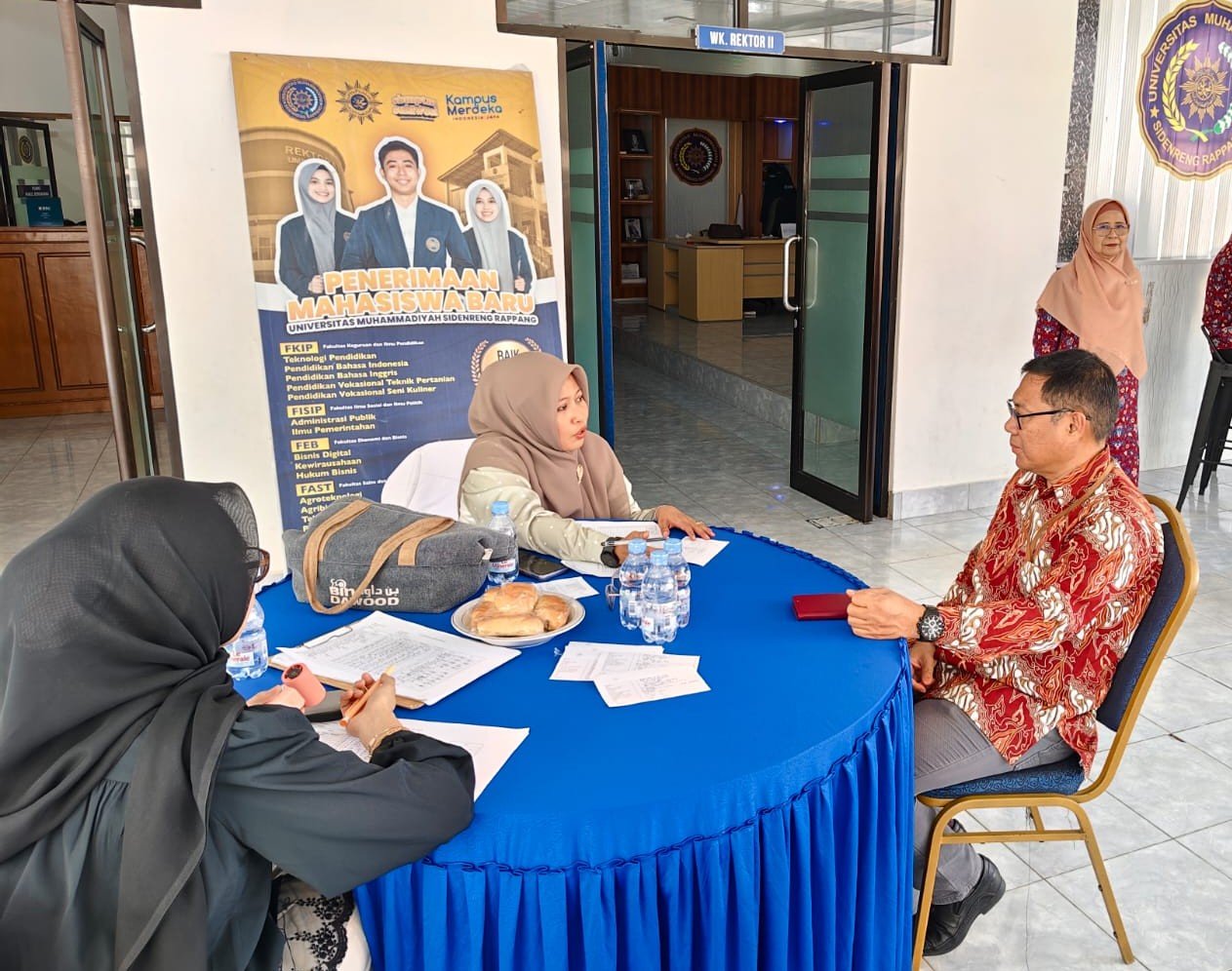 Deteksi Dini Penyakit, UMS Rappang Gandeng Puskesmas Rappang Gelar Cek Kesehatan