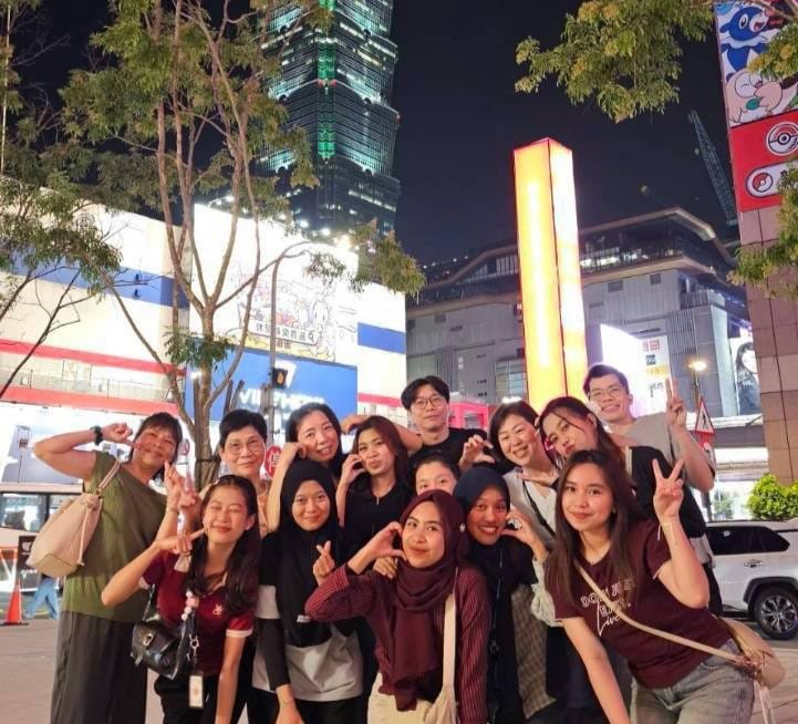 Mahasiswa UMS Rappang Magang di Taiwan Dapat Apresiasi Farewell Dinner Bersama Staf Pacific Business