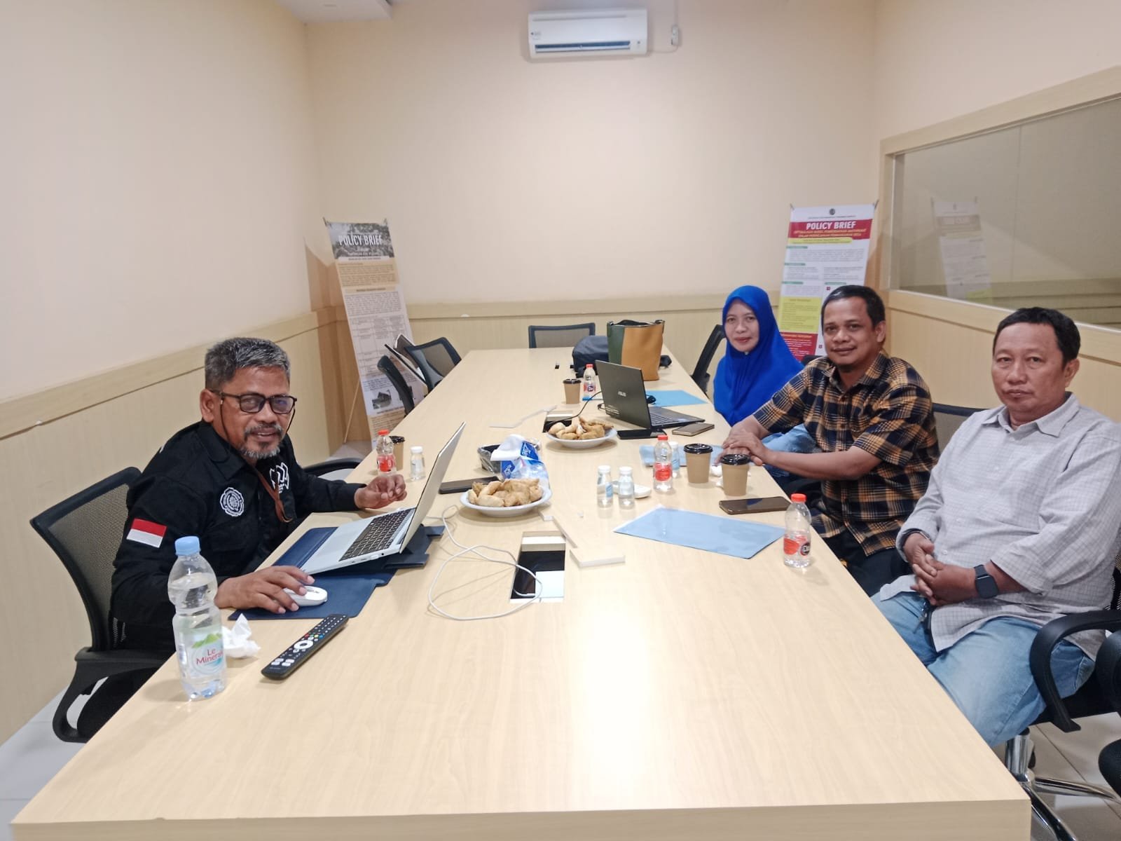 Dikejar Deadline 3 Agustus, Warek I UMS Rappang Genjot Revisi Artikel Mahasiswa Program Doktor