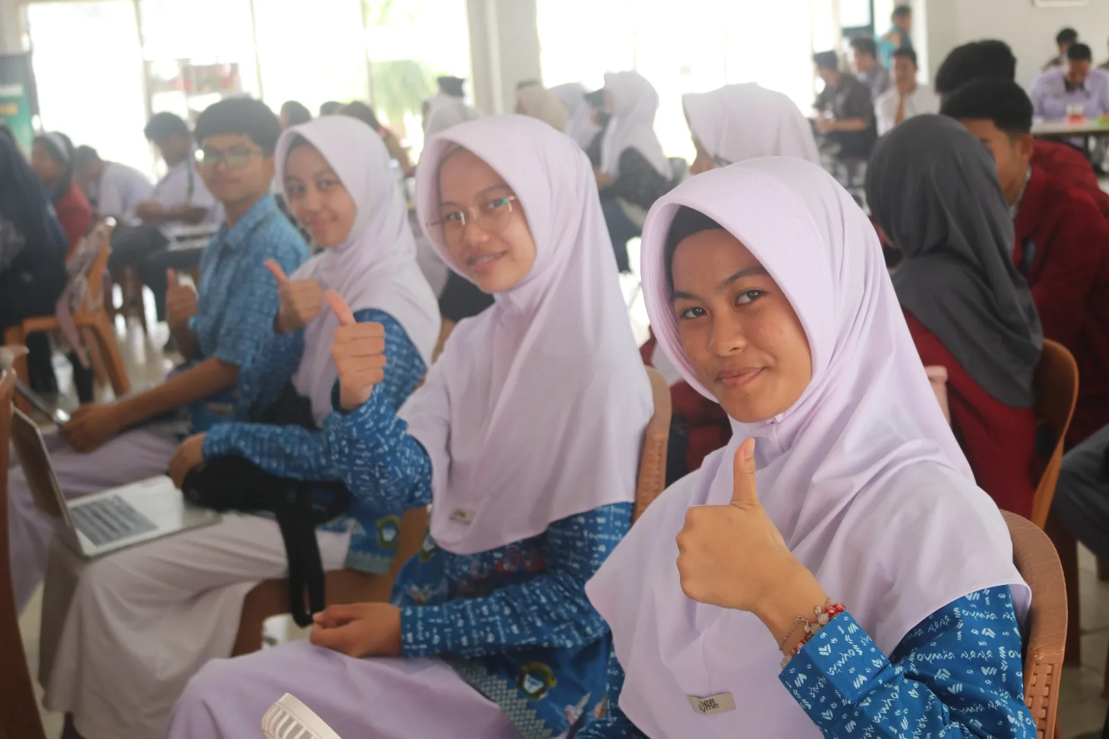 Pelajar Parepare Adu Kemampuan Bahasa Inggris di English Competition 2026 ESA UMS Rappang