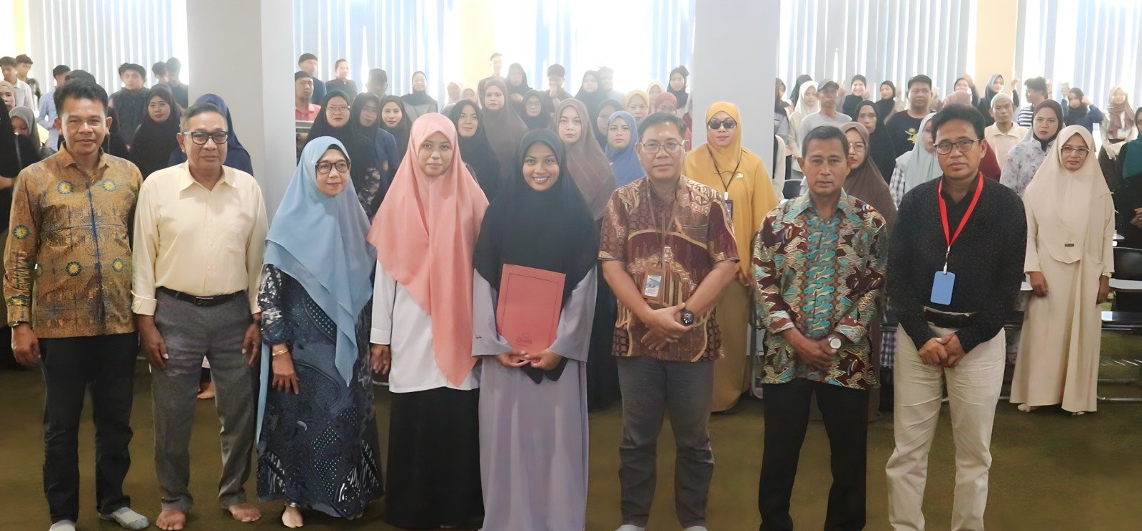 UMS Rappang Salurkan Beasiswa untuk 63 Mahasiswa, Rektor: Jangan Ada yang Berhenti Kuliah karena Bia