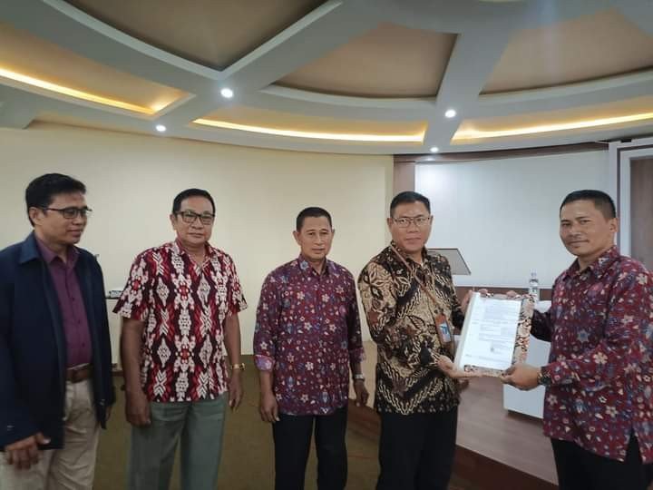 Dr Sam Hermansyah Resmi menjabat Lektor Kepala Prodi Bahasa Inggris UMS Rappang