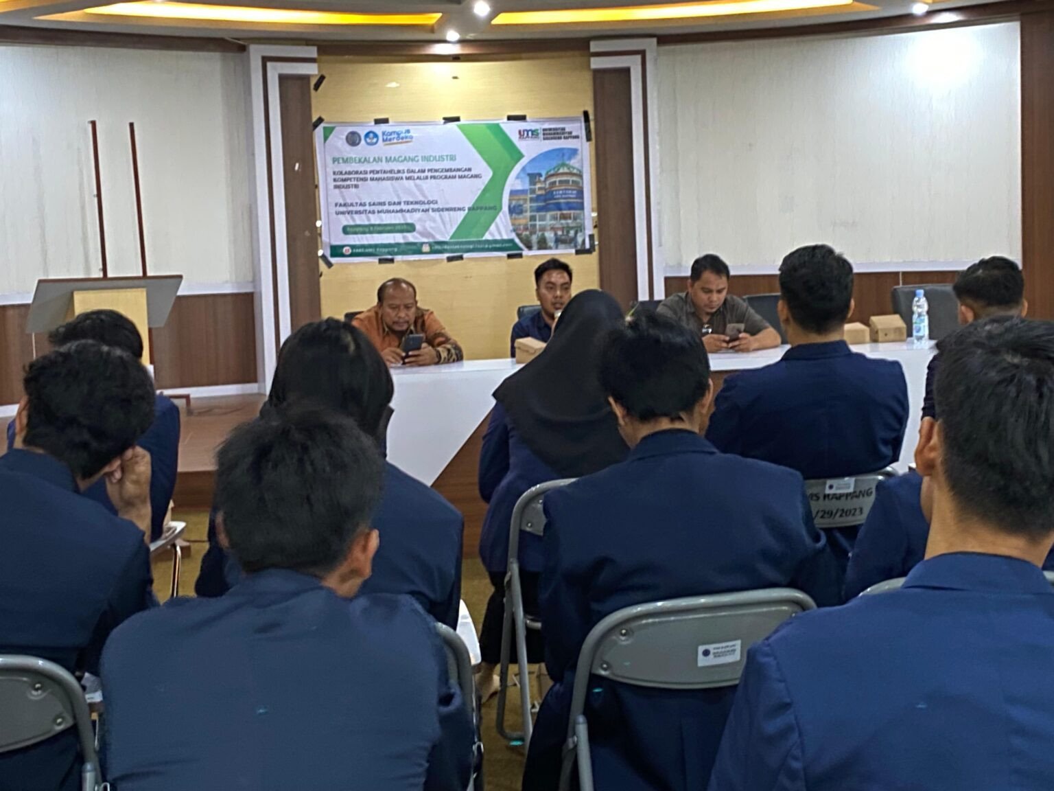Pembekalan Magang Industri Berbasis Kolaborasi Pentaheliks Resmi Ditutup