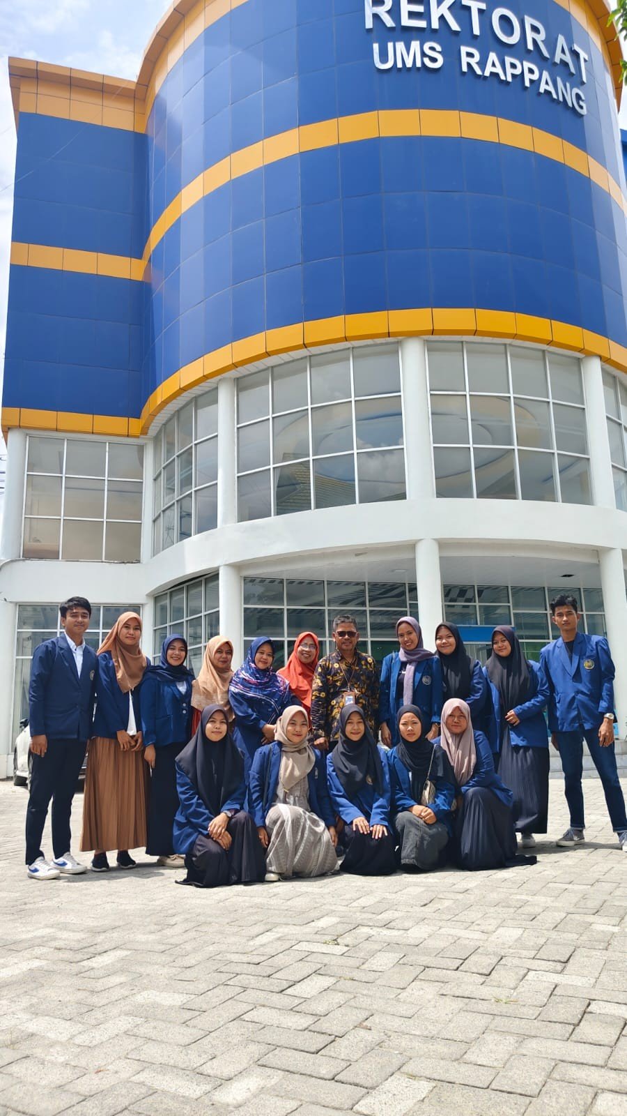 Berbagi Pengalaman Pendidikan Melalui Pelepasan Pertukaran Mahasiswa Terbaik UMS Rappang