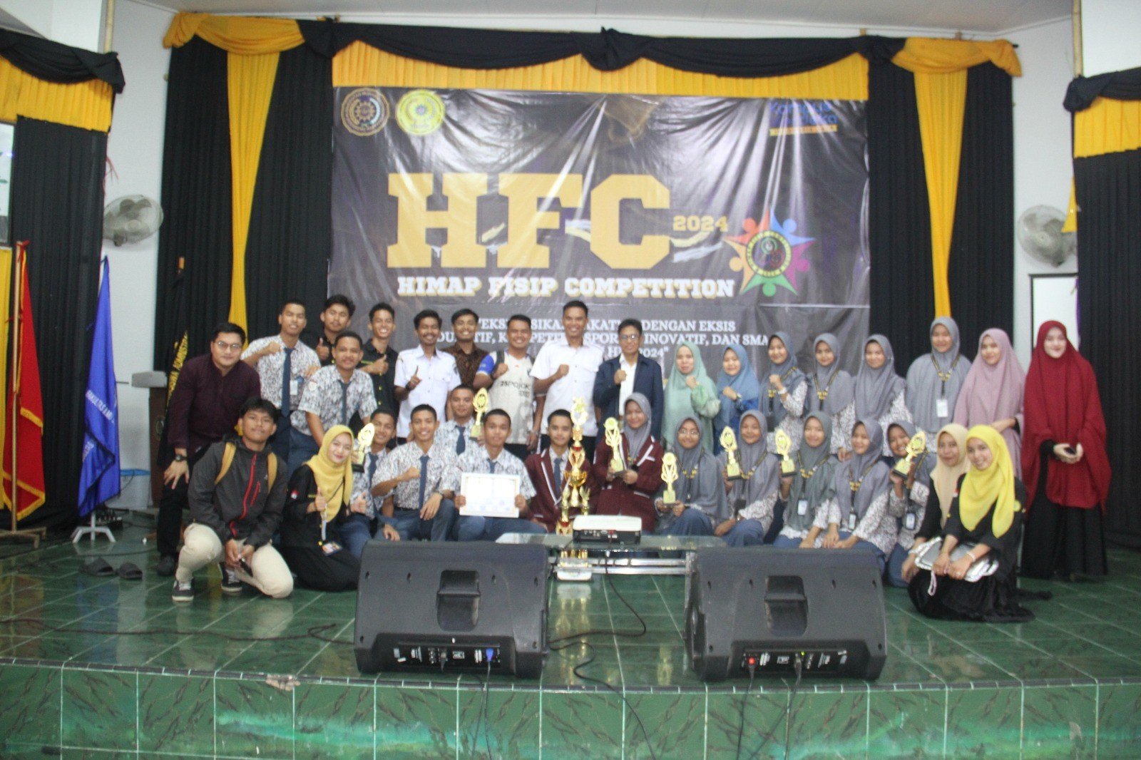 SMA Negeri 1 Sidrap Meraih Juara Umum dalam HIMAP FISIP Competition 2024 UMS Rappang