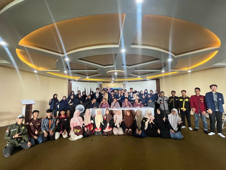 Mahasiswa Teknologi Hasil Pertanian UMS Rappang ,Mengikuti Pelantikan Bersama 3 UKM