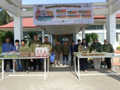 Mahasiswa Prodi Agroteknologi UMS Rappang Terlibat Aktif dalam Operasi Pasar Pangan Murah BSIP