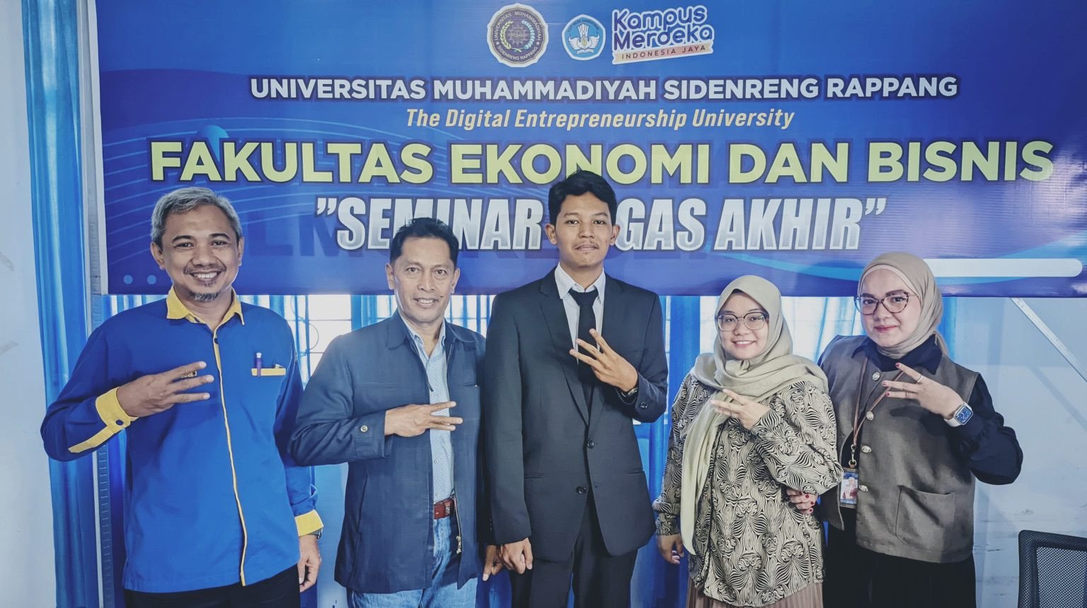 Mahasiswa Bisnis Digital UMS Rappang Teliti Strategi Bisnis Percetakan Dinda