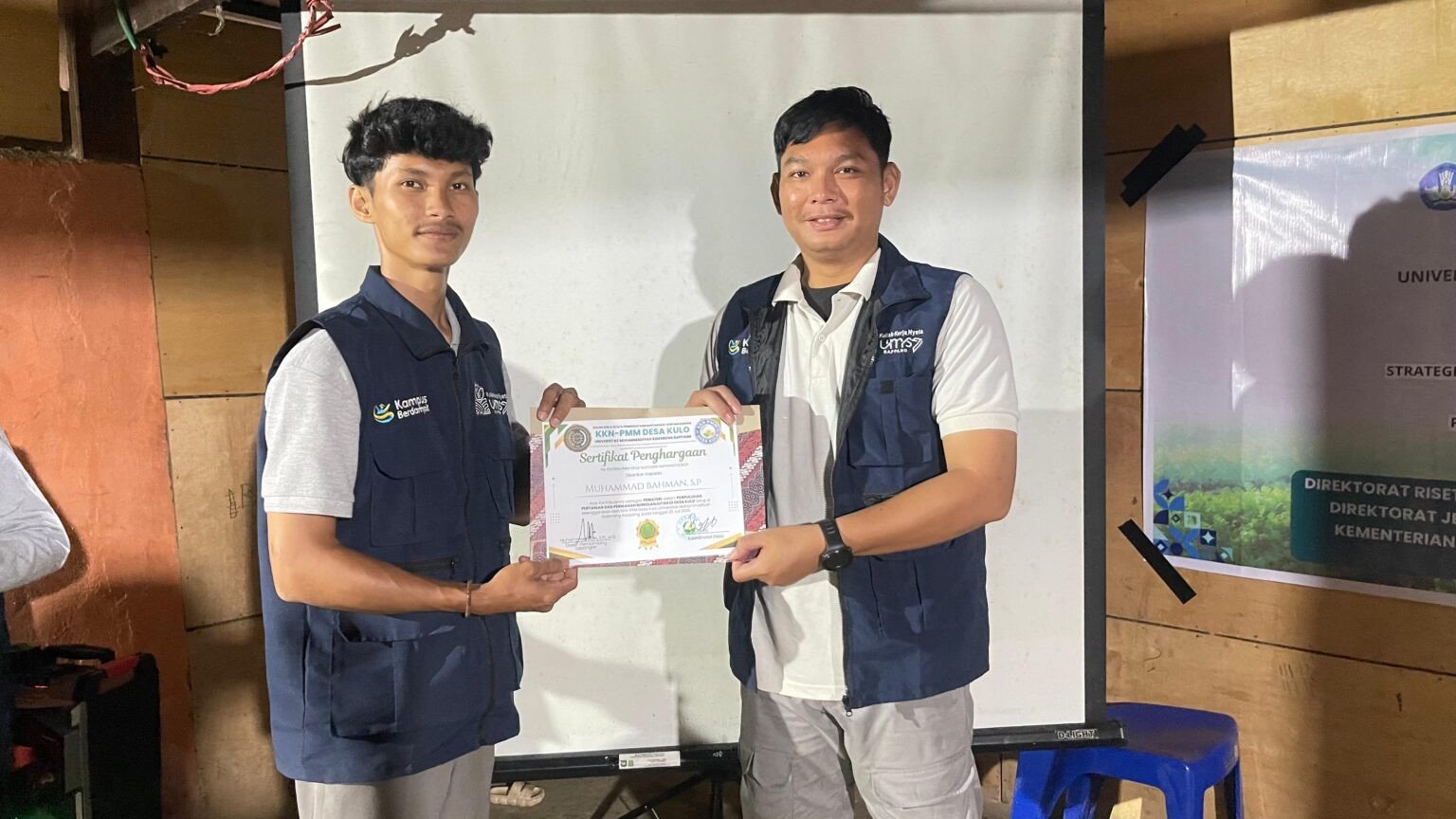 Dosen UMS Rappang Perkenalkan Maggot BSF Sebagai Pakan Alternatif di Desa Kulo