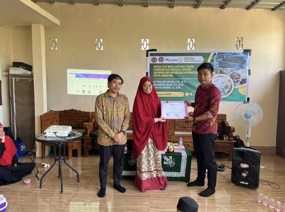Kulit Pisang Jadi Emas: Transformasi Zero Waste melalui Kewirausahaan Digital di Sidenreng Rappang