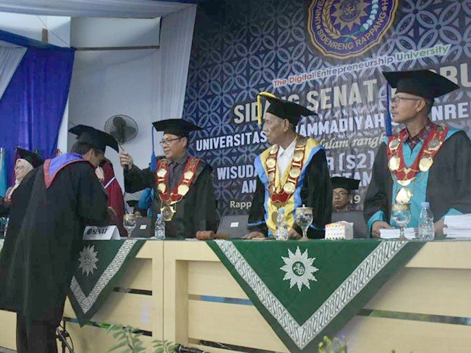 berita_kampus_wisuda.jpg 