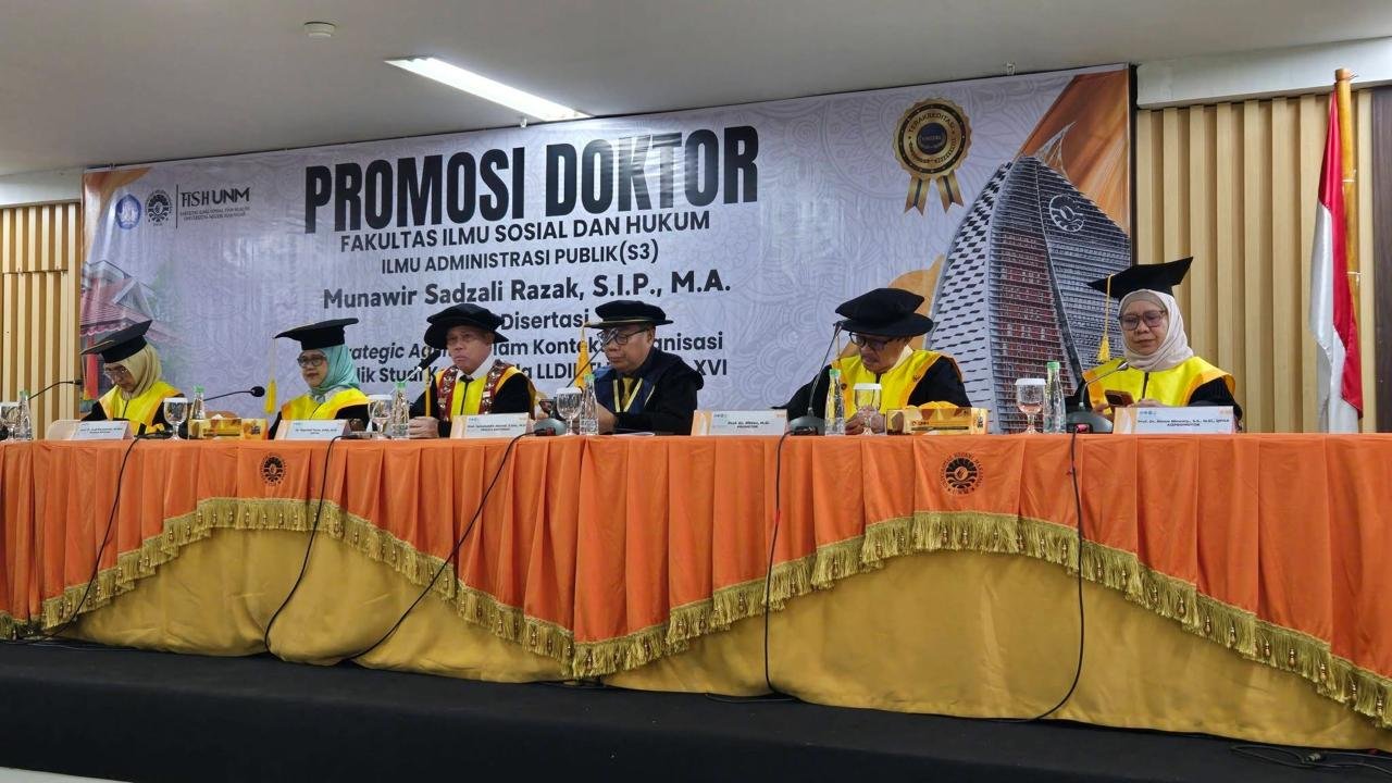 Rektor UMS Rappang Jadi Penguji Eksternal Promosi Doktor Kepala LLDIKTI XVI