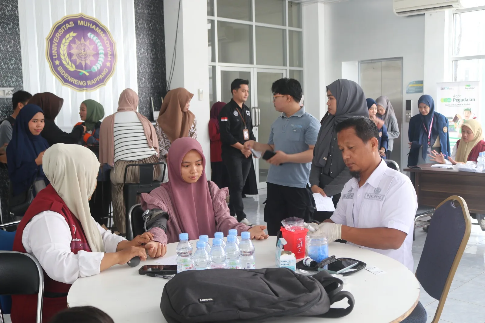 Deteksi Dini Penyakit, UMS Rappang Fasilitasi Pemeriksaan Kesehatan Gratis bagi Mahasiswa